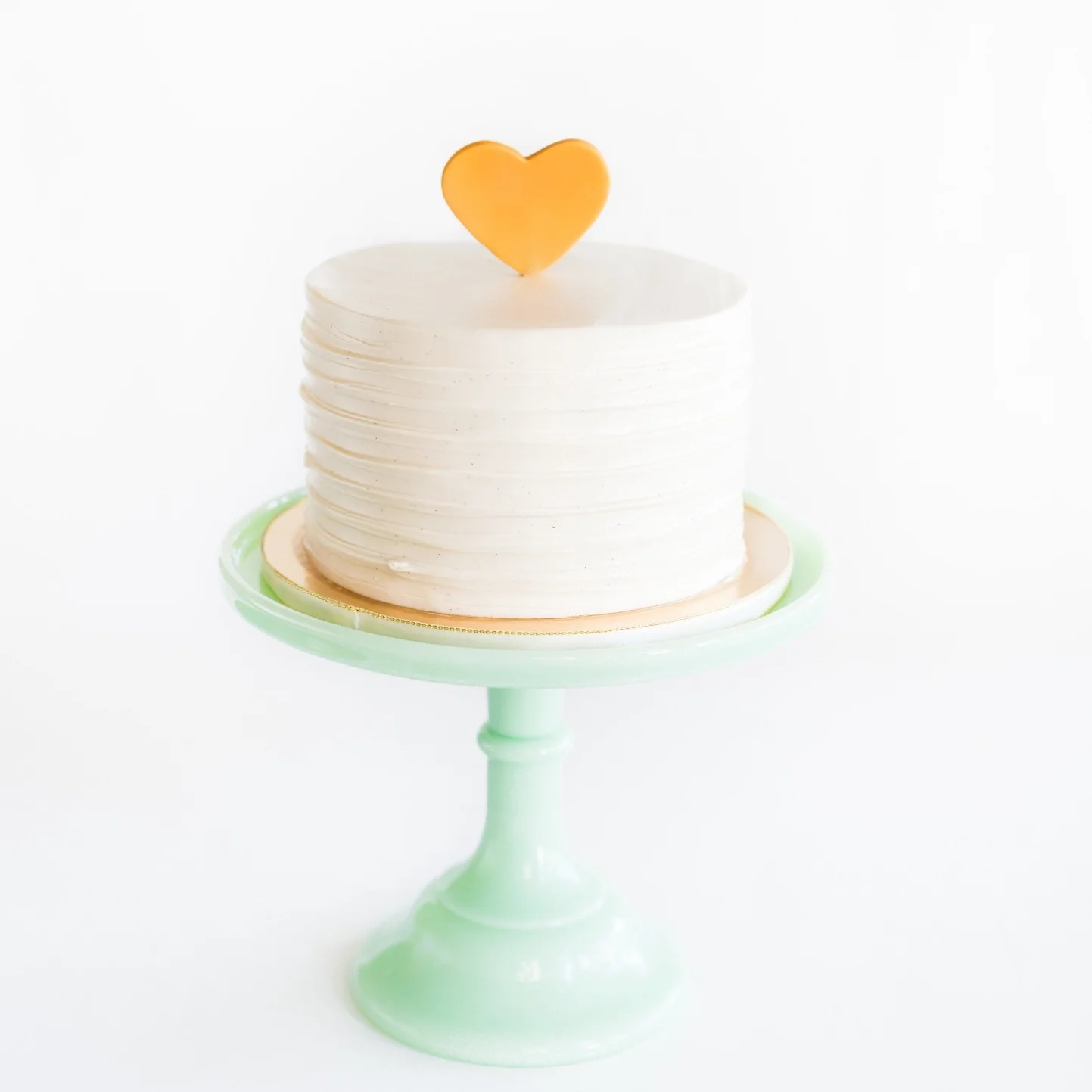Signature Gold Heart — Sweet Heather Anne Cake Studio